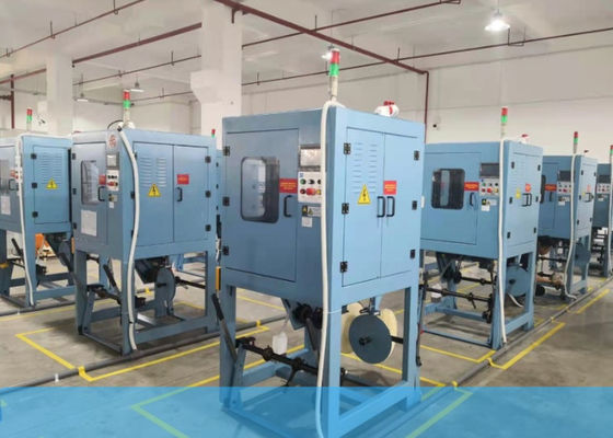 औद्योगिक 24 तकला 2200W केबल ब्रेडिंग मशीन कार्यक्षेत्र